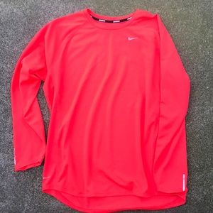 Men’s XL Nike Running Shirt. “Nike Miler”